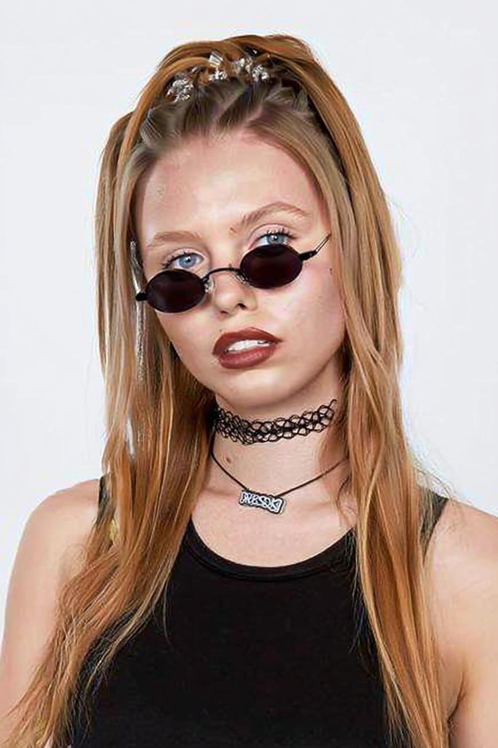 Blonde Volumen-Mähne