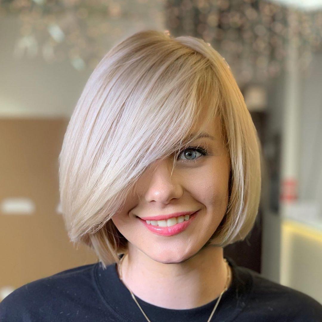 Asymmetrischer Bob seitlicher Pony