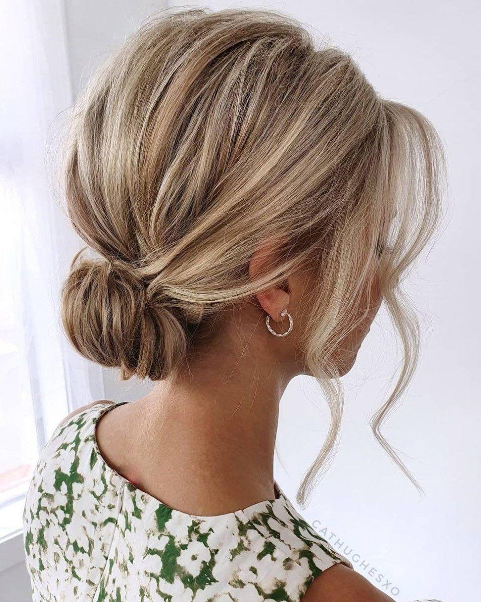 Vorderen Bereich beim Low Bun formen