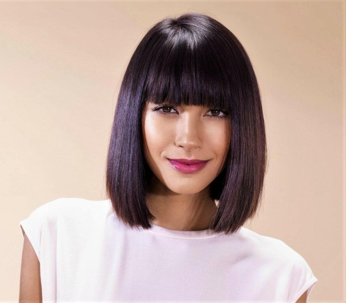 Glatter Sleek Bob mit Pony