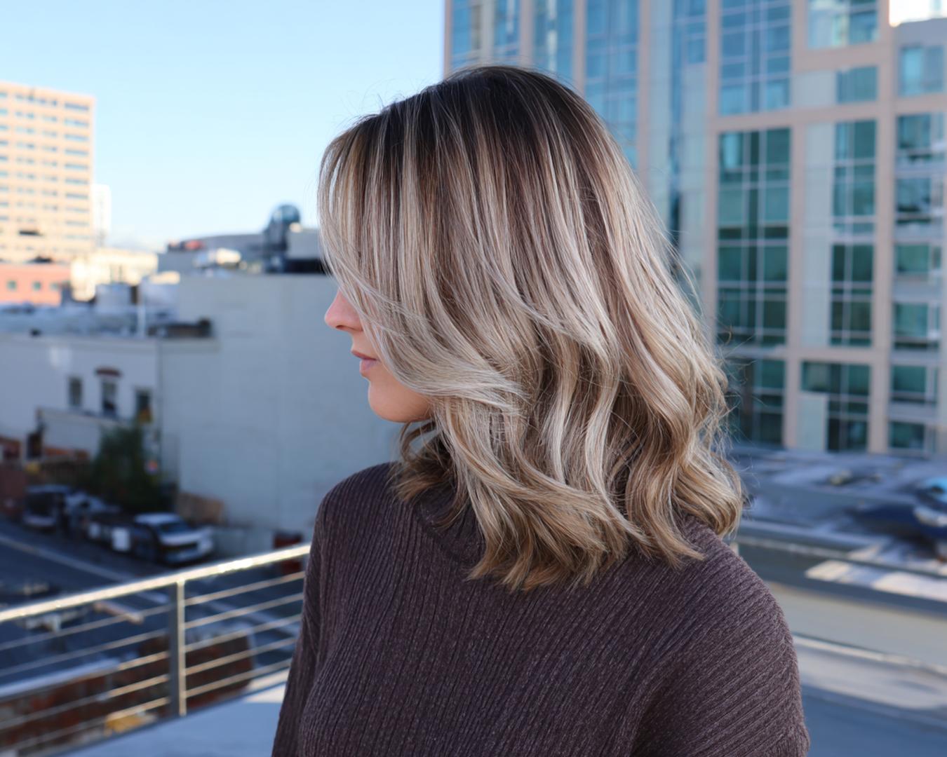 Wavy Bronde Lob Shadow Root