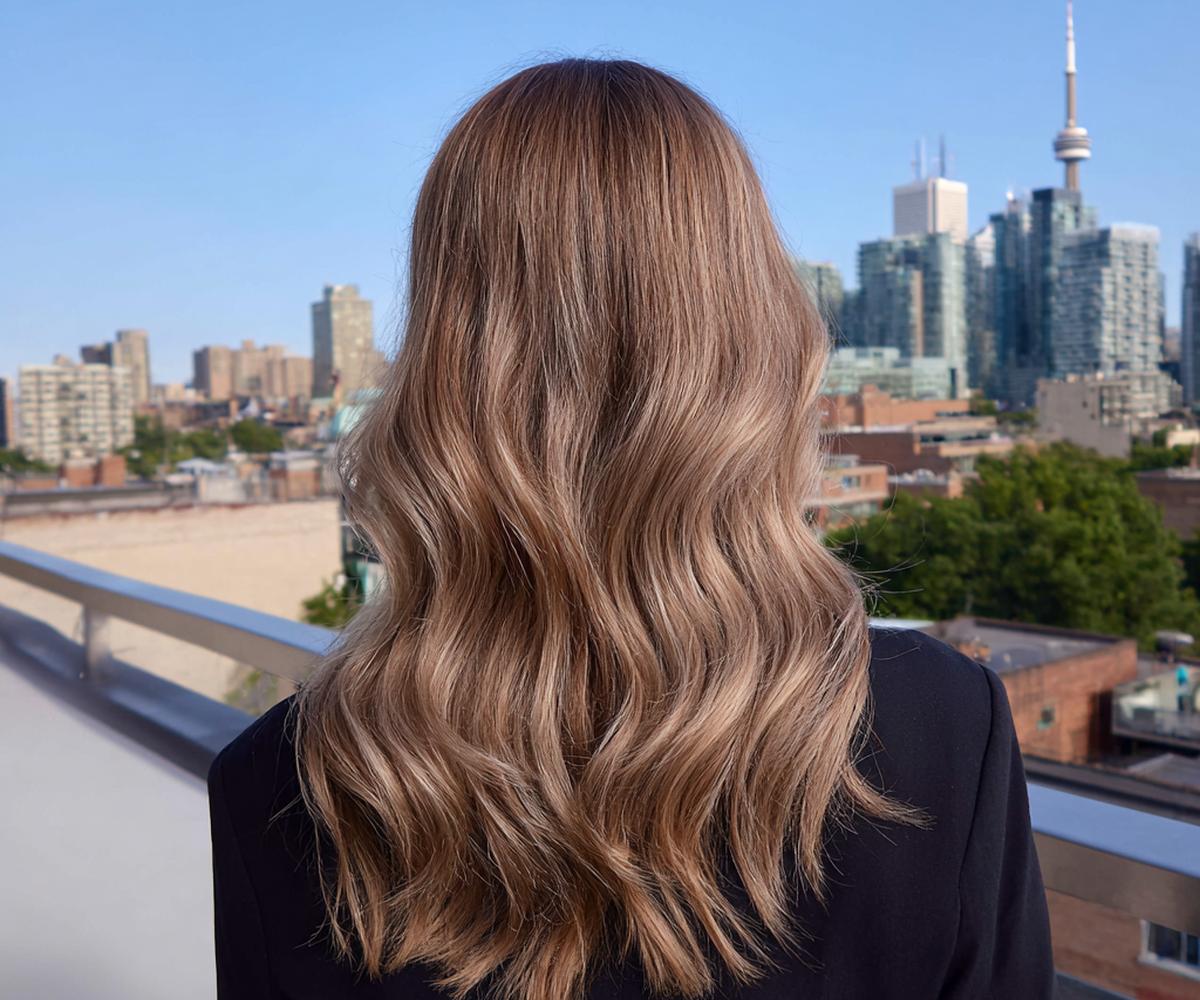 Back View Wavy Ash Bronde