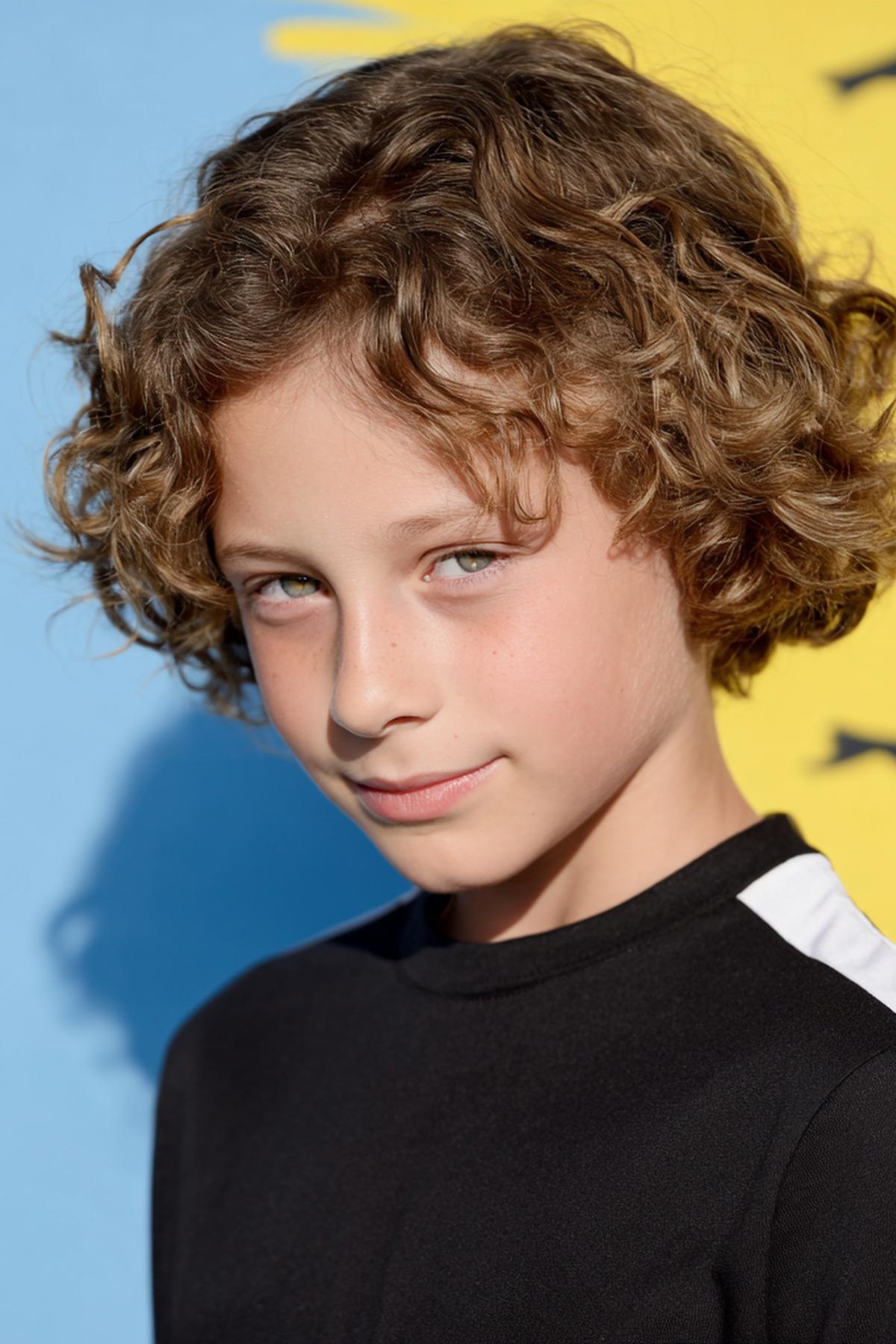 Mittelblonde Locken Mittellang