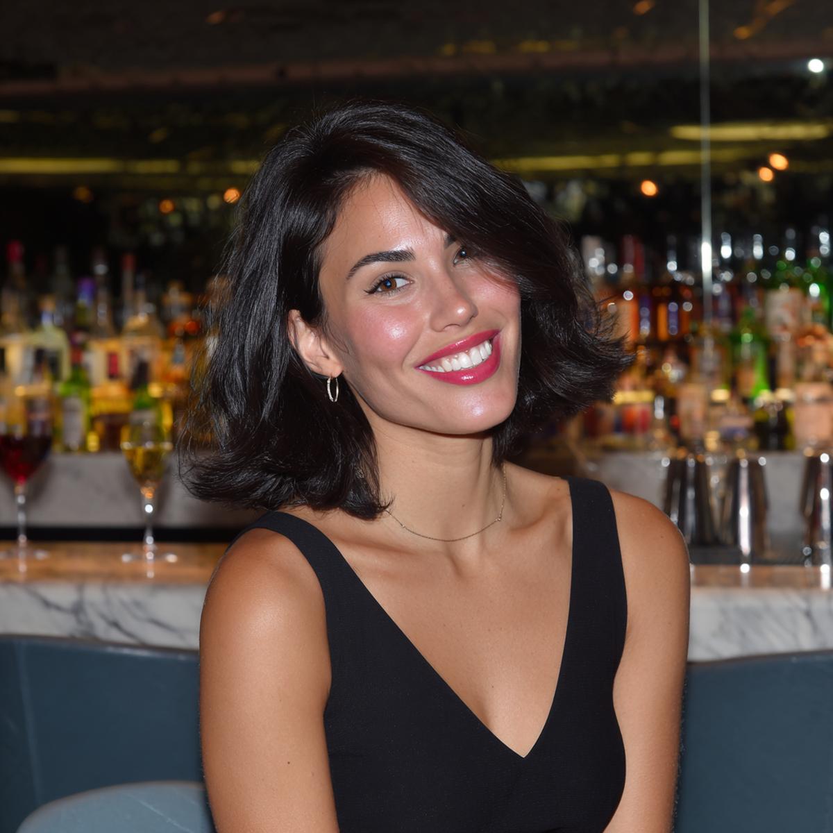 Schulterlanger Dunkelbrauner Stufenbob