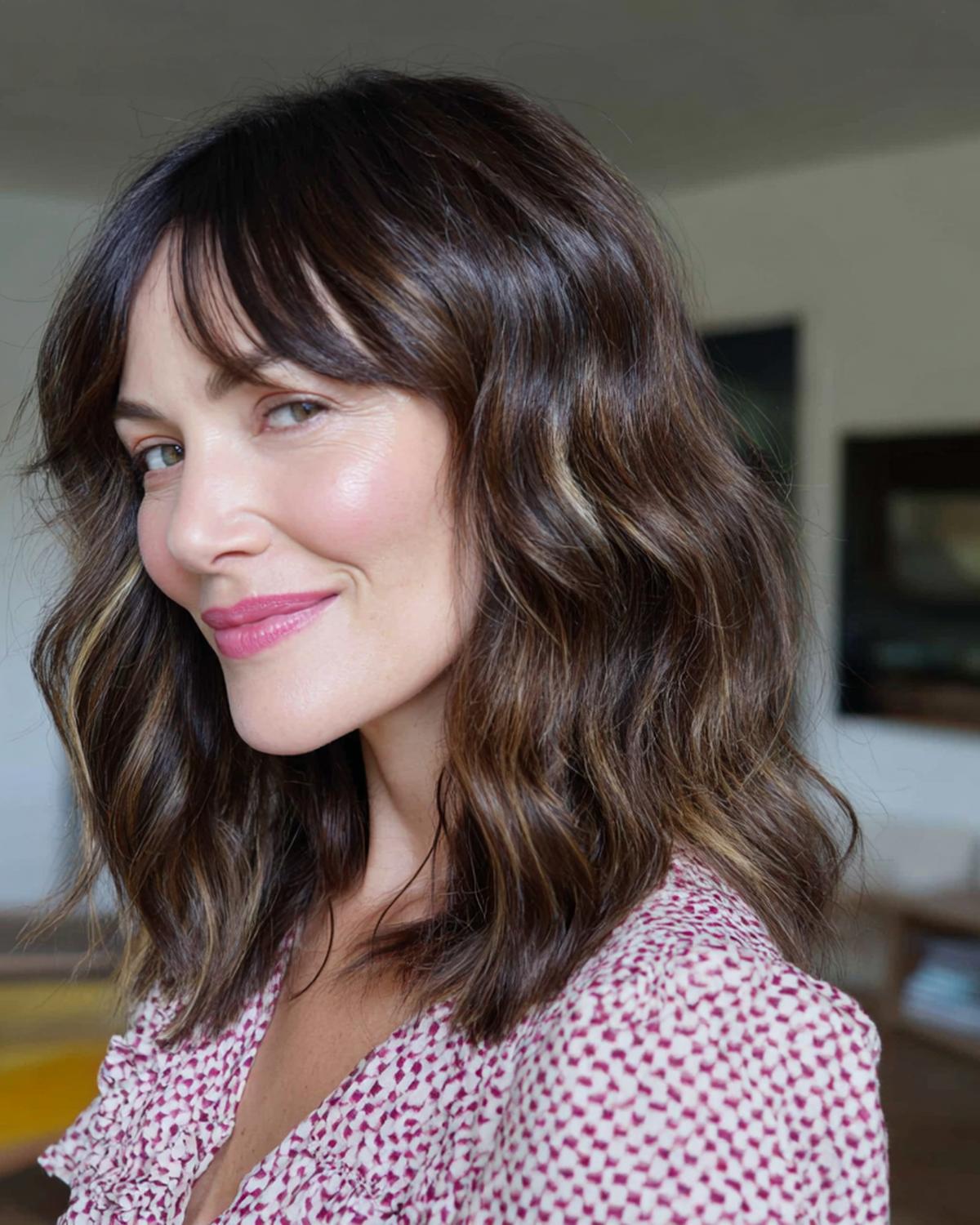 Dunkelbraun Wellig Mit Highlights