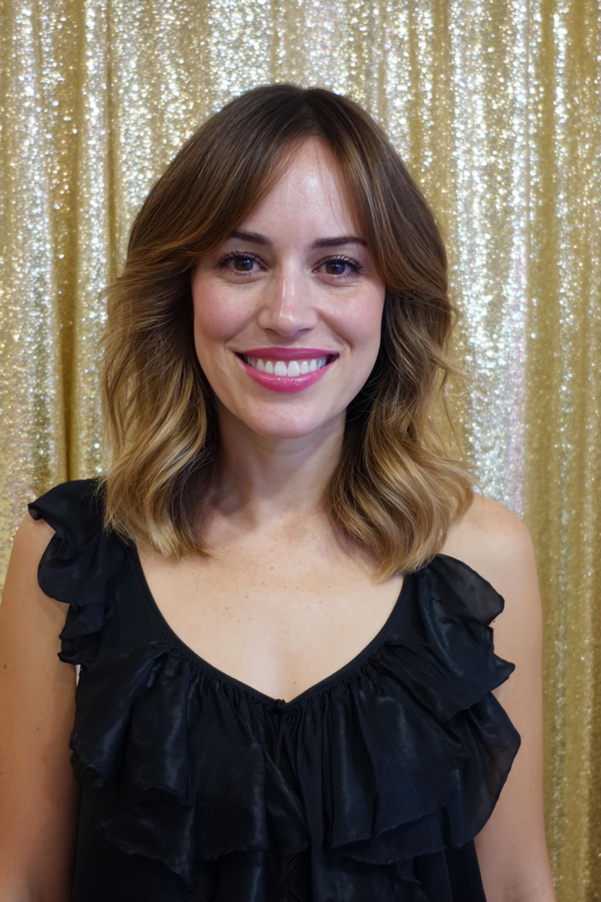 Braunblonde Wellen Mittellang Mit Stufen