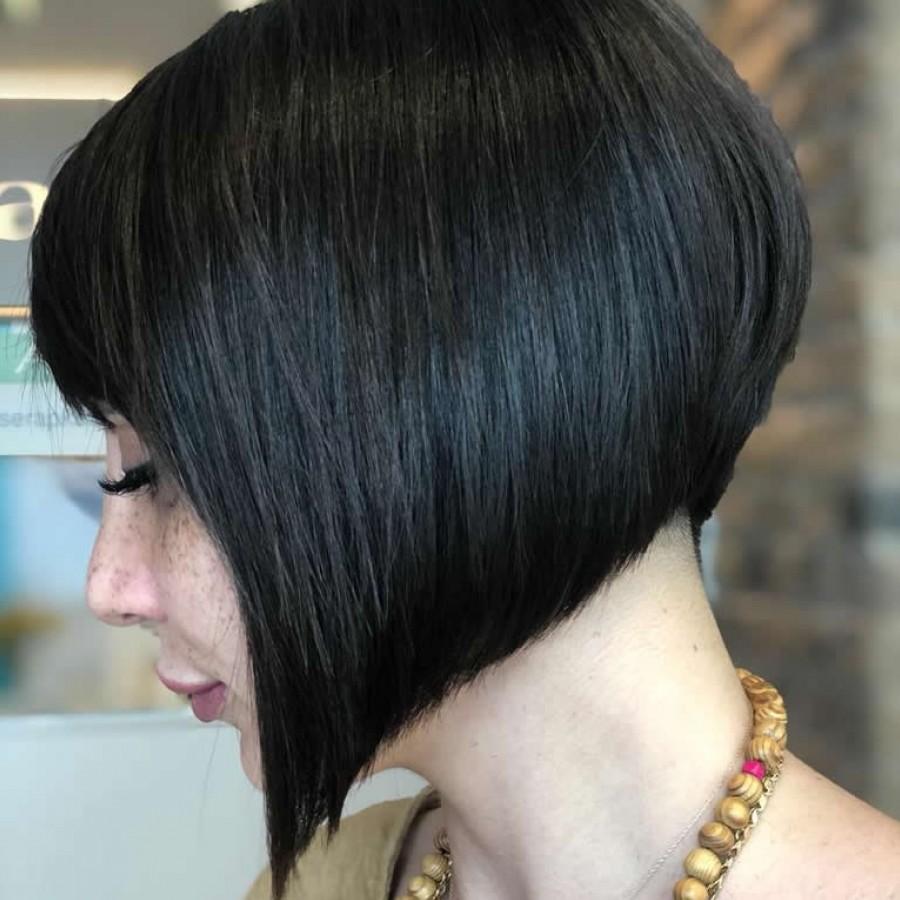 Asymmetrischer kurzer Bob