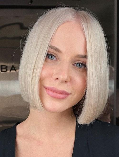 Platinblonder kurzer Bob