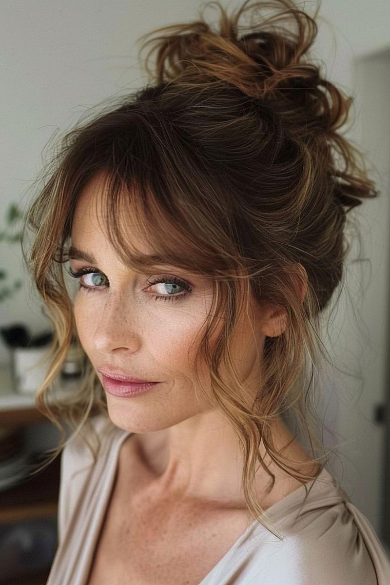 Messy Bun für feines Haar