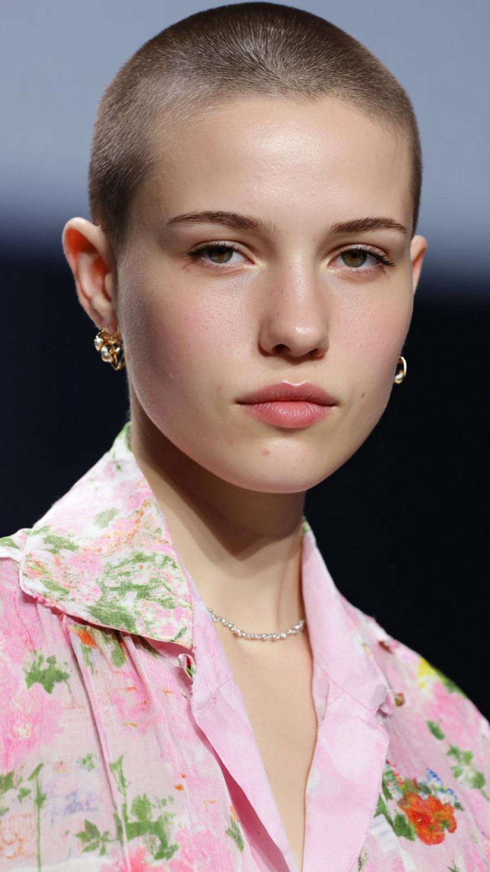 Frisuren 2026 Frauen Kurz weiche Nuancen