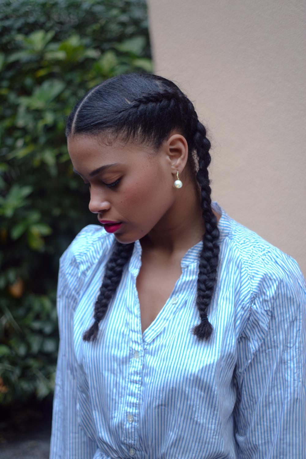 9. Schnelle Frisur: Boxer Braids light mit zwei lockeren Flechtansätzen und offenem Rest