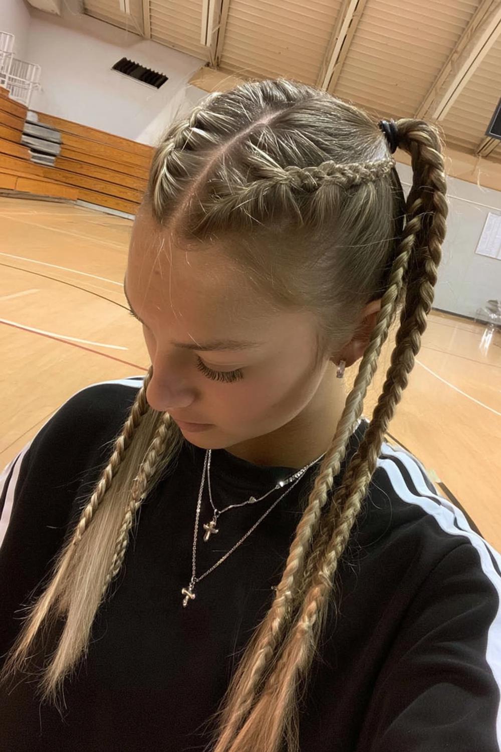 15 Perfekte Sport-Frisuren: Sleek, Trendy & Praktisch