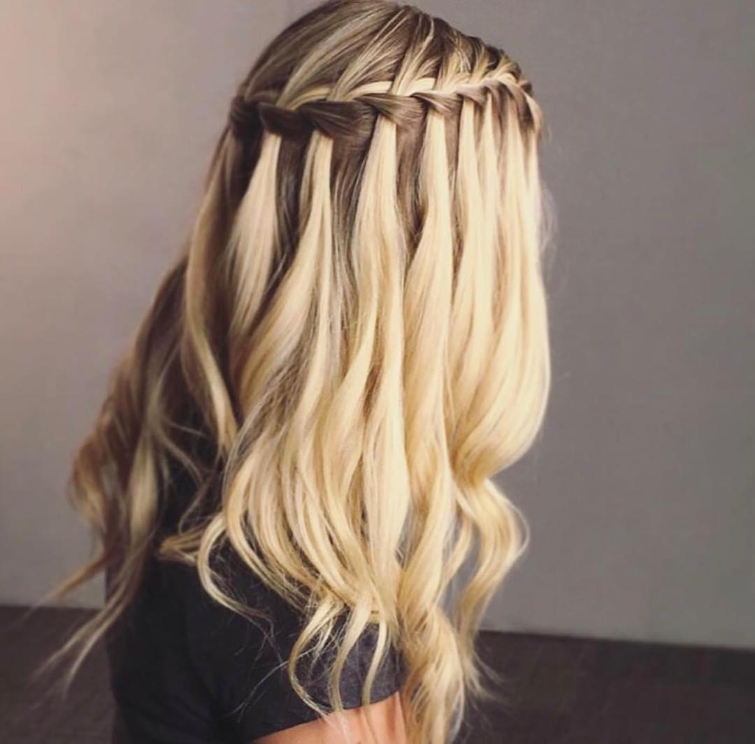 Wasserfall Zopf lange Haare